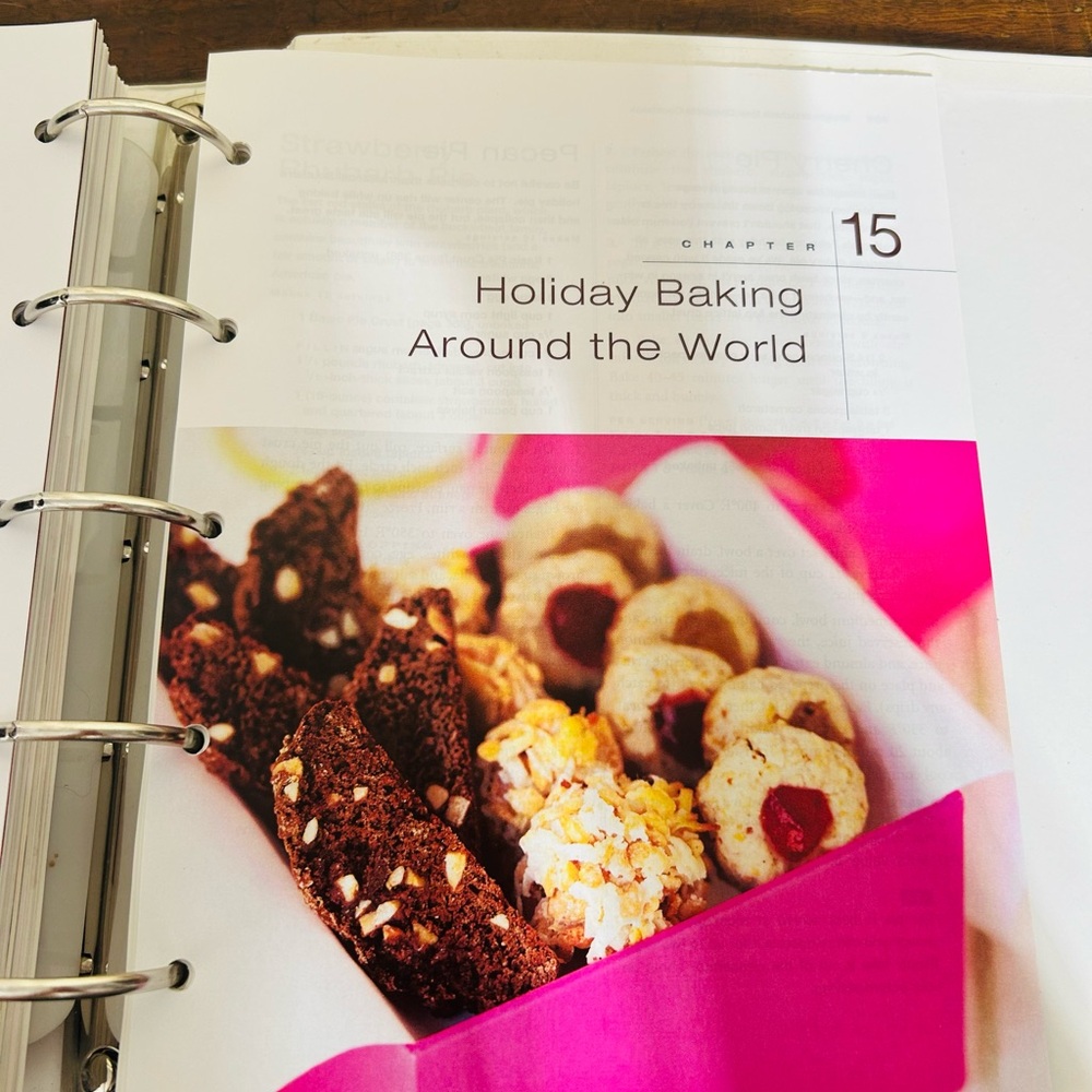 Weight Watchers New Complete Cookbook with Vibrant Cover - Picture 5 of 11